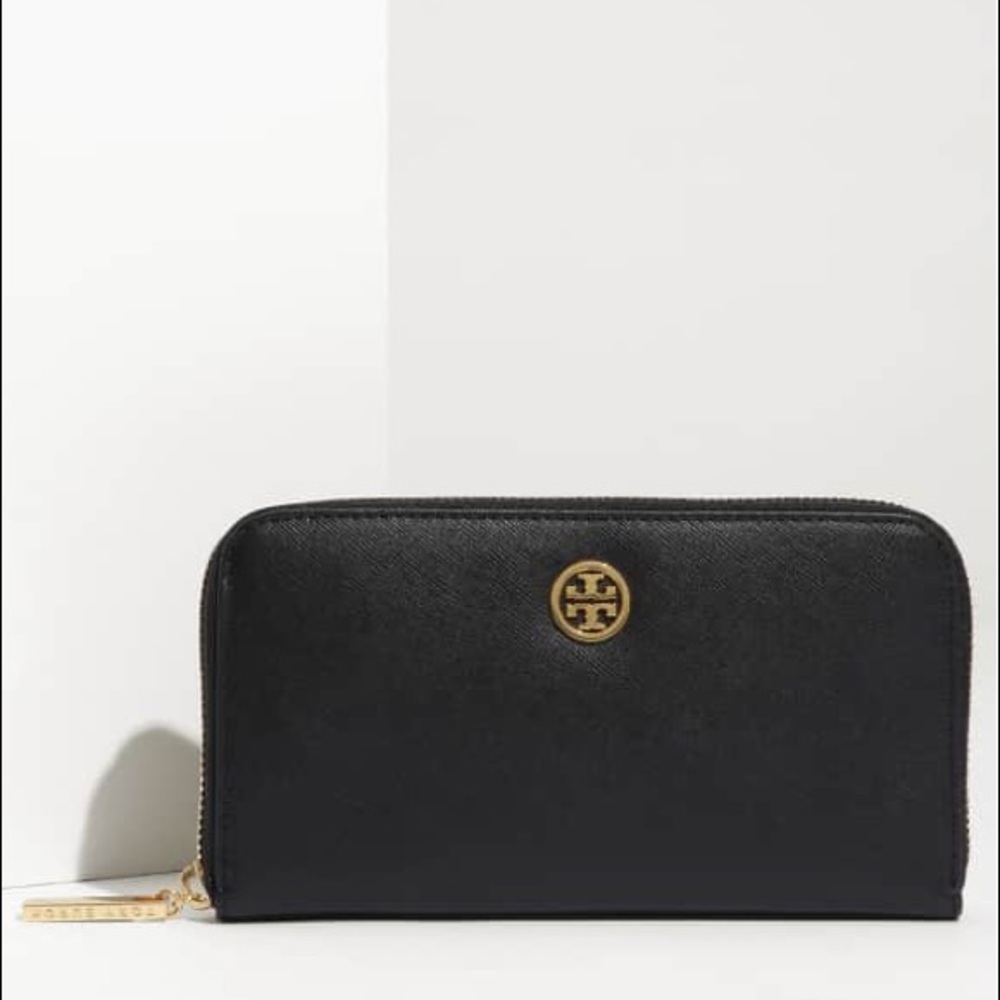 Tory Burch Robinson Zip Continental Wallet